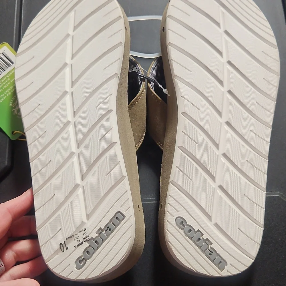 Cobian Men's Draino 3 Sandals: Tan: New With Tags: Size 10